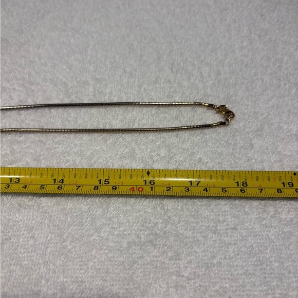 Vintage Monet Gold-Tone Pendant Necklace - Sculptural Statement Piece - Picture 5 of 10